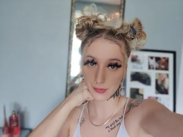 OnlyFans cuenta mammilala header 2