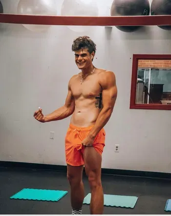 OnlyFans account  itslancemathis avatar 1