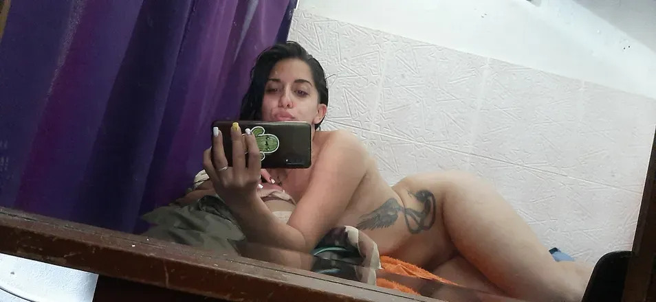 OnlyFans cuenta beautifuldoll22 header 2