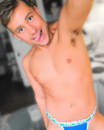 OnlyFans cuenta cuteboytoynamedjoy avatar 1