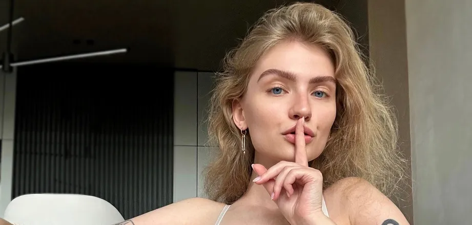 OnlyFans cuenta malenavip header 2