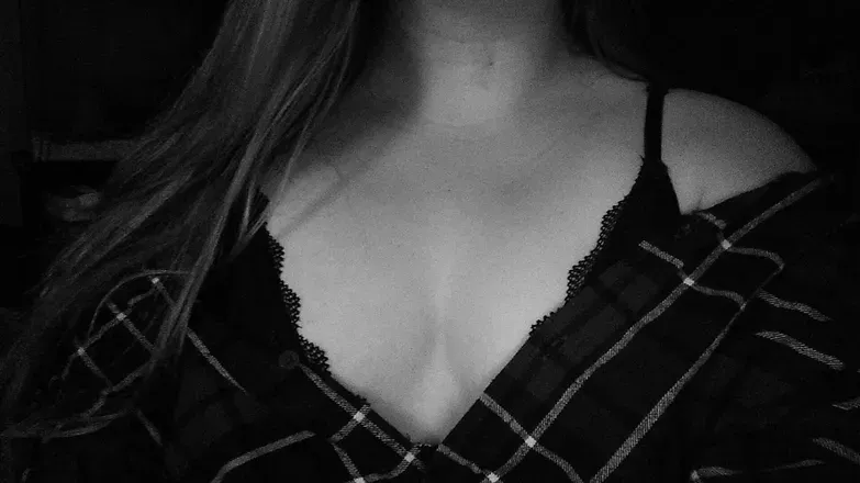 OnlyFans cuenta curvyaquariuss avatar 1