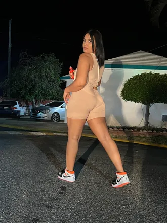 OnlyFans cuenta oxyuranus22 header 2