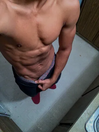 OnlyFans cuenta therippedlightskin header 2
