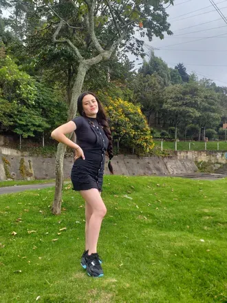 OnlyFans cuenta lau_valen3 avatar 1