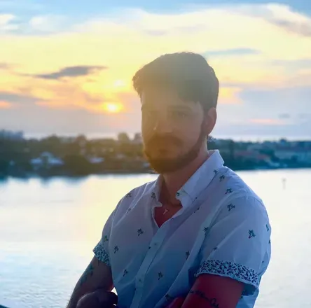 OnlyFans account  ofaiden avatar 1