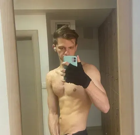 OnlyFans account  master_silver avatar 1