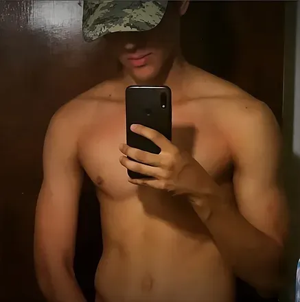 OnlyFans cuenta to_poison avatar 1