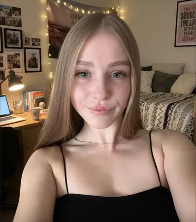 OnlyFans cuenta alice_19f avatar 1