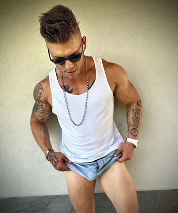 OnlyFans of richiegrey