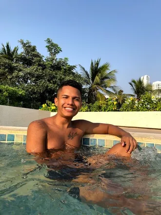 OnlyFans cuenta crisdy header 2
