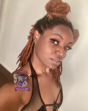 OnlyFans cuenta lunyxxx_44 avatar 1
