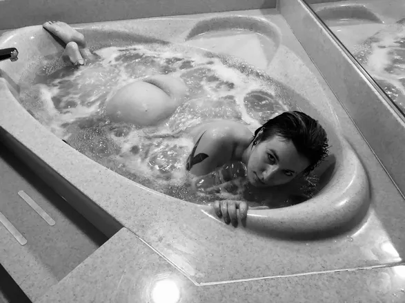 OnlyFans cuenta maxinecrowfree header 2