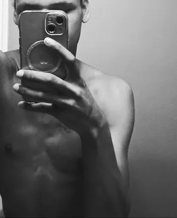 OnlyFans cuenta ohhmonttae header 2