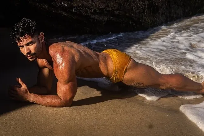 OnlyFans cuenta onlycolucci header 2