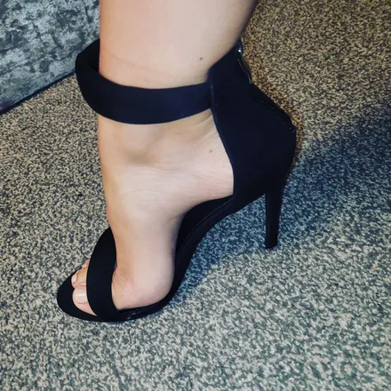 OnlyFans cuenta u261840177 header 2