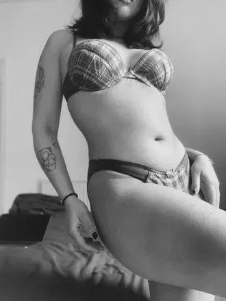 OnlyFans account  kanelaaa header 2