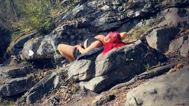 OnlyFans cuenta harleyrose69 header 2