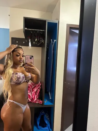 OnlyFans cuenta fetiaa header 2