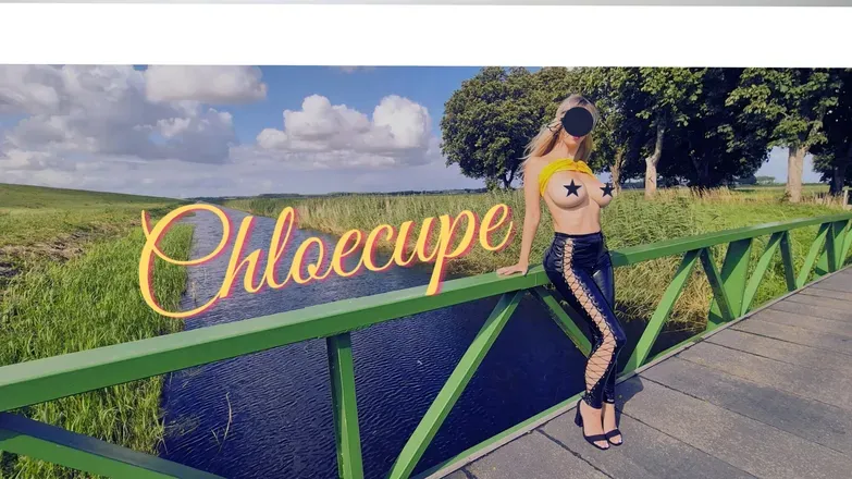OnlyFans cuenta chloecupe header 2