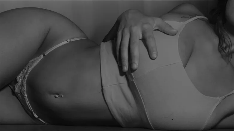OnlyFans cuenta lucy-miller header 2
