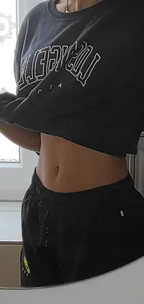 OnlyFans cuenta skye_18 header 2