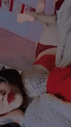 OnlyFans cuenta nonnie_peach69 avatar 1