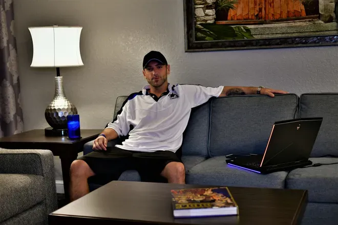 OnlyFans cuenta jimmyroundrock header 2