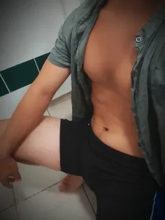 OnlyFans cuenta turannewman avatar 1
