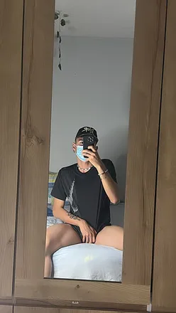 OnlyFans cuenta liammoon26 header 2