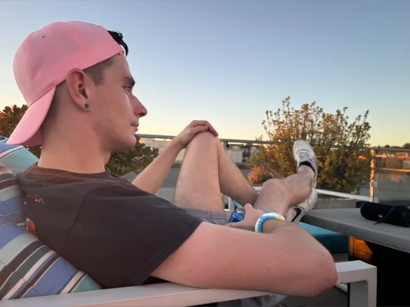 OnlyFans cuenta aleks_kahn header 2