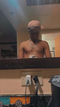 OnlyFans cuenta trapbabyyrn21 header 2
