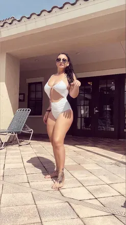 OnlyFans cuenta ninacastle avatar 1