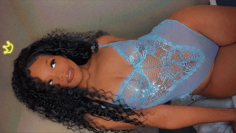 OnlyFans cuenta chericeofficial header 2