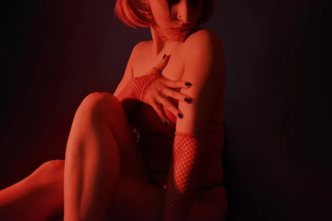 OnlyFans cuenta lolamirtol header 2