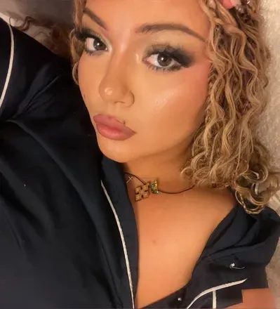 OnlyFans cuenta goldengoddess7777 avatar 1
