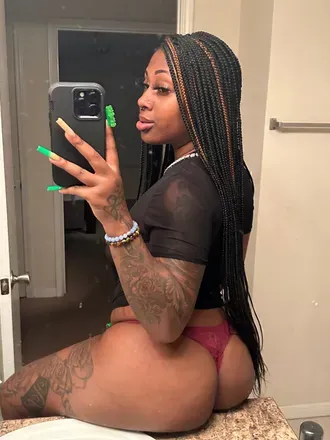 OnlyFans account  lovelylex21 avatar 1