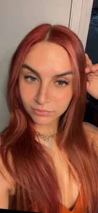 OnlyFans cuenta queenlilred avatar 1