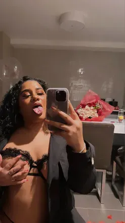 OnlyFans cuenta trillyounglady avatar 1
