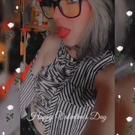 OnlyFans cuenta littlemooncrumb avatar 1