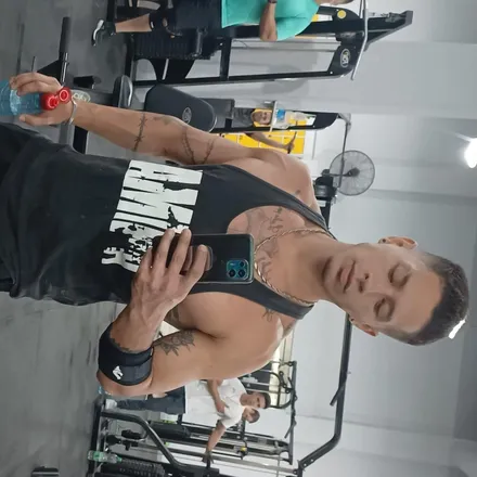 OnlyFans cuenta youbabehot header 2