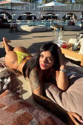 OnlyFans cuenta meelsilvera header 2