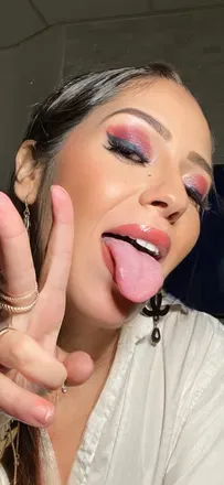 OnlyFans cuenta krulohnowell header 2