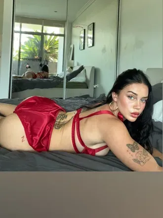 OnlyFans cuenta skyerochellewilliams header 2