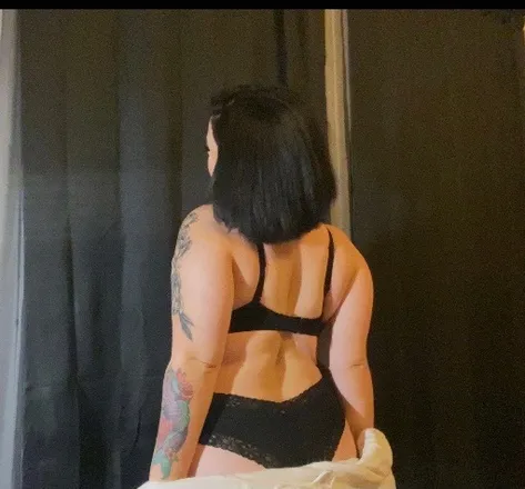 OnlyFans cuenta megtooshort header 2