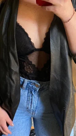 OnlyFans cuenta emilyrosekate header 2