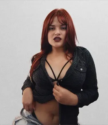 OnlyFans cuenta mikafer19 avatar 1