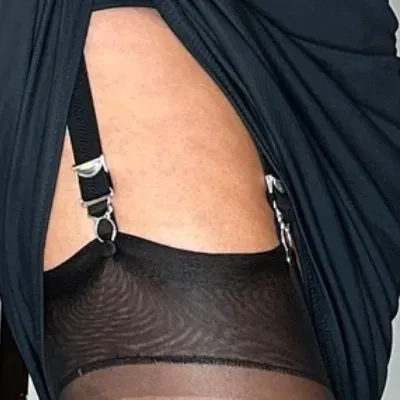 OnlyFans account  secretaryanna avatar 1