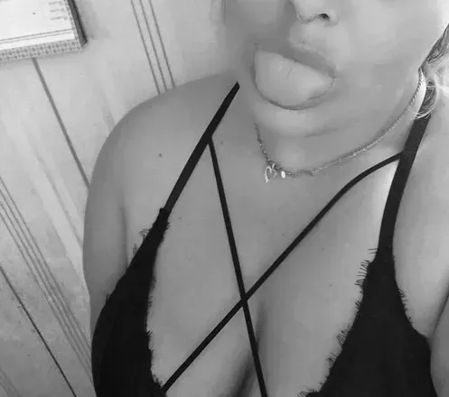 OnlyFans cuenta tocurvytoyou avatar 1
