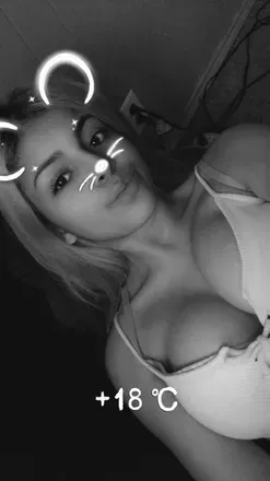 OnlyFans cuenta pripribabyy header 2